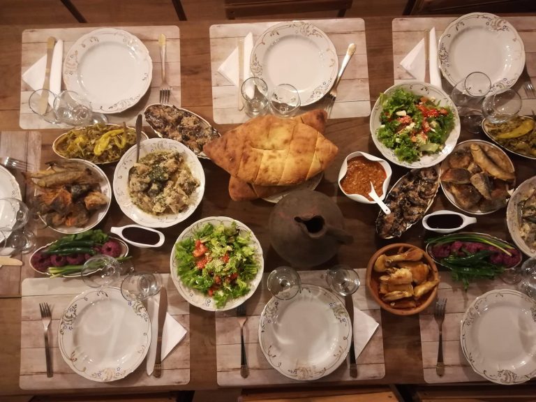 Georgische Küche und Nationalspeisen