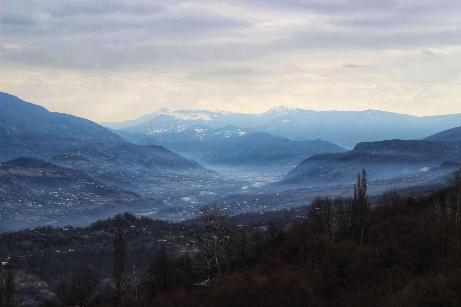 Region Ratscha Reisetipps Wein, Wanderungen, und Berge