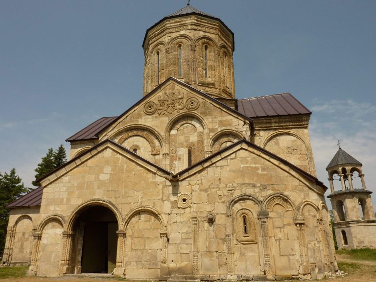 Nikortsminda kirche